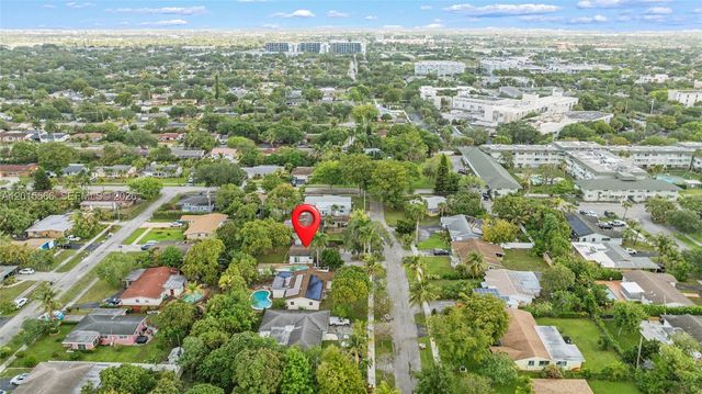 309 NW 43rd Ave, Plantation, FL 33317