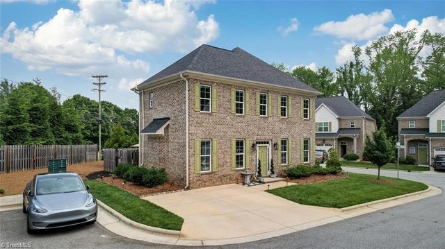 2 Gingerly Way, Greensboro, NC 27455