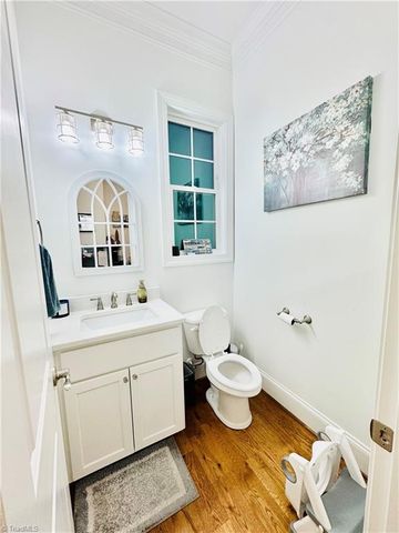 2 Gingerly Way, Greensboro, NC 27455