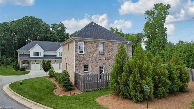 2 Gingerly Way, Greensboro, NC 27455