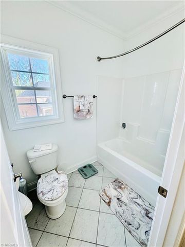 2 Gingerly Way, Greensboro, NC 27455