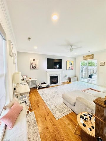 2 Gingerly Way, Greensboro, NC 27455