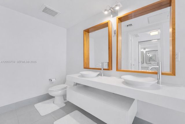 92 SW 3rd St 3611, Miami, FL 33130