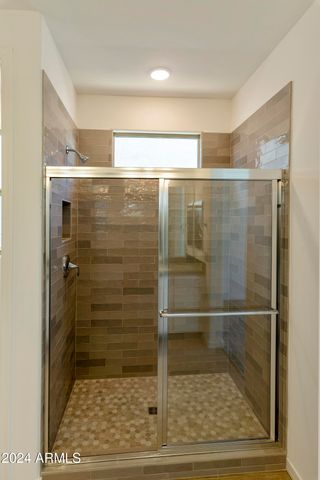 15664 W MERCER Lane, Surprise, AZ 85379