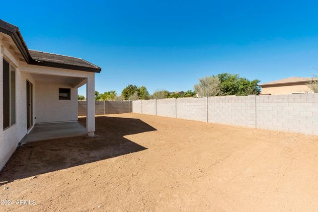 15664 W MERCER Lane, Surprise, AZ 85379