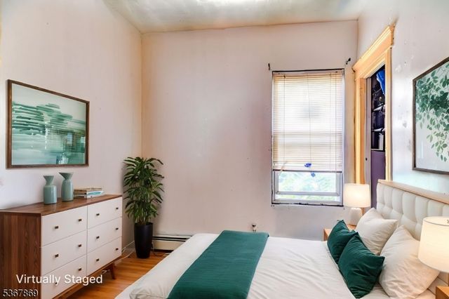 153 Keen St, Paterson City, NJ 07524