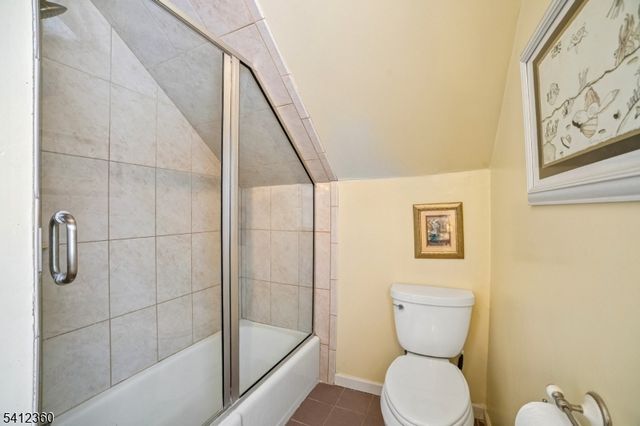 37 Lee Rd, Livingston Twp., NJ 07039