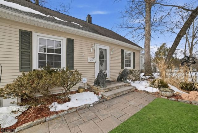 37 Lee Rd, Livingston Twp., NJ 07039