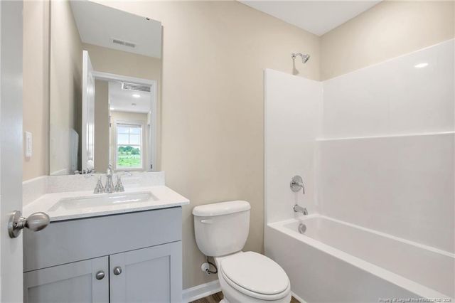 97 Coachman Lane, Autryville, NC 28318