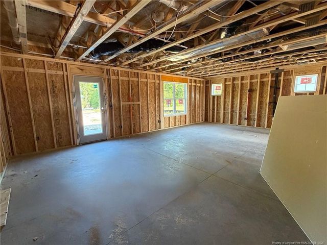 97 Coachman Lane, Autryville, NC 28318