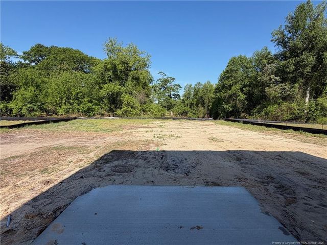 97 Coachman Lane, Autryville, NC 28318