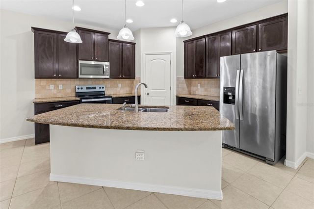 11924 WINTERSET COVE DRIVE, Riverview, FL 33579