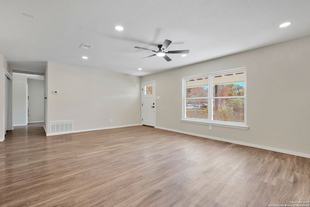 3615 Electra, San Antonio, TX 78218