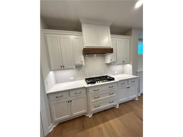 4048 Arbor Drive, Woodbury, MN 55129