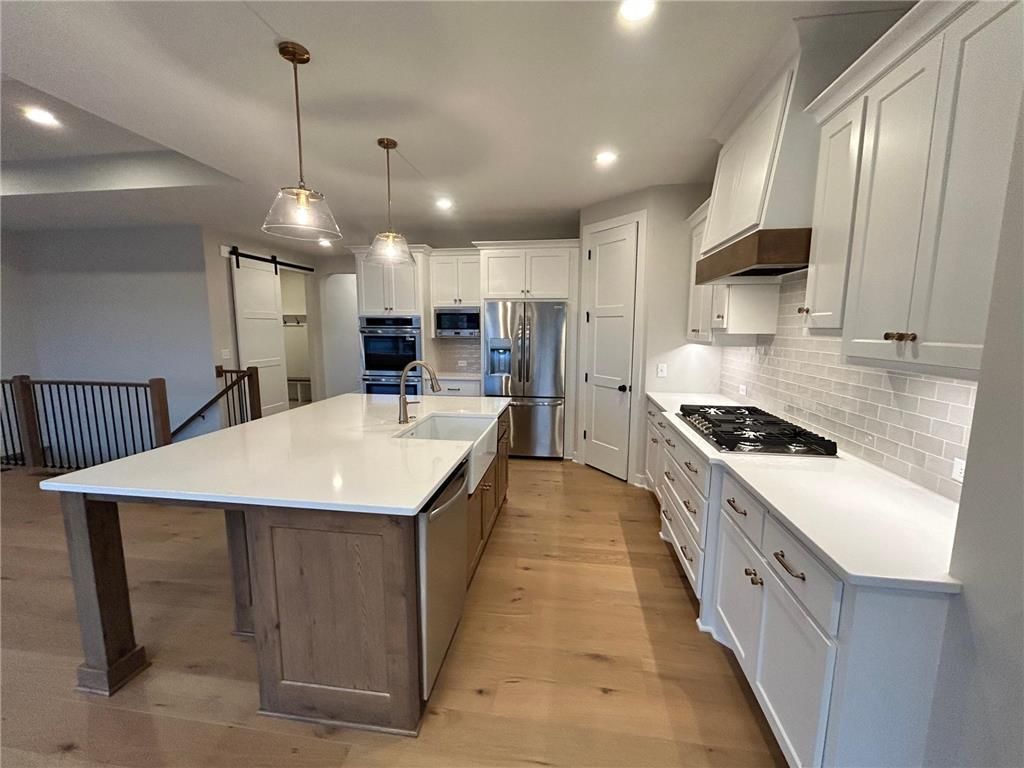 4048 Arbor Drive, Woodbury, MN 55129 — photo 2