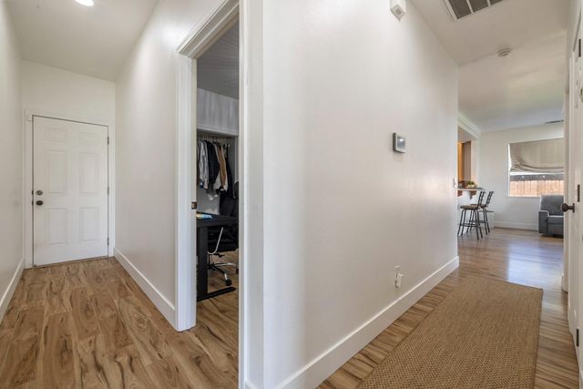 1726 Gwendolyn Ave, Escalon, CA 95320