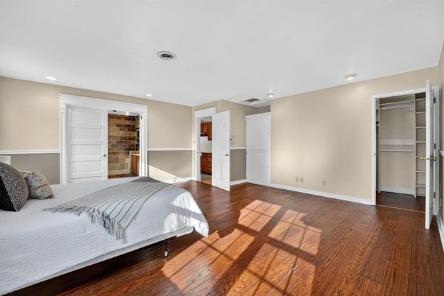 W1905 HWY H, New Holstein, WI 53061