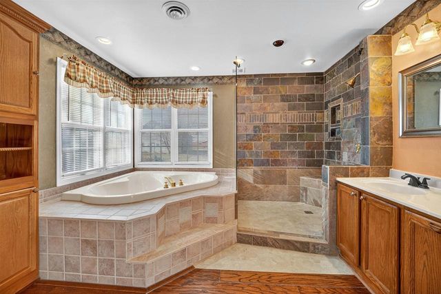 W1905 HWY H, New Holstein, WI 53061