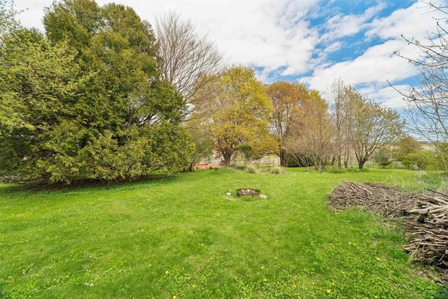 W1905 HWY H, New Holstein, WI 53061