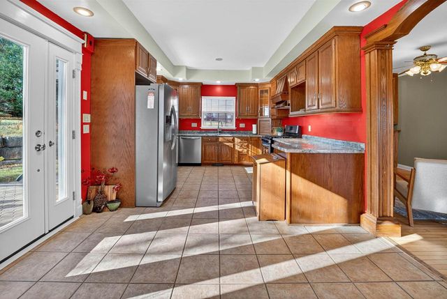 W1905 HWY H, New Holstein, WI 53061