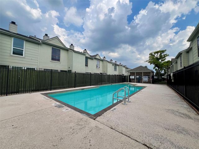 12652 Windsor Village Drive 2652, Houston, TX 77071