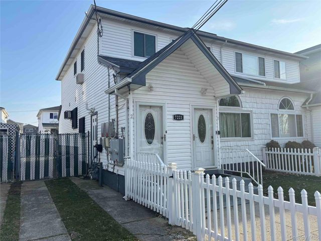 7221 Hillmeyer Avenue, Arverne, NY 11692