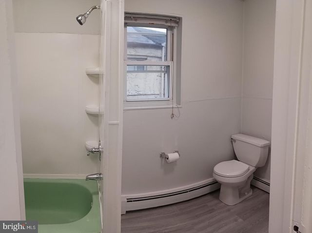 920 E PASSYUNK AVE, Philadelphia, PA 19147