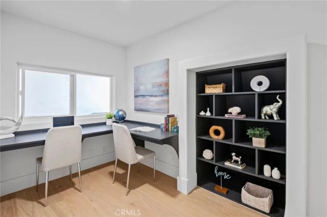 25 Rue Grand Ducal, Newport Beach, CA 92660