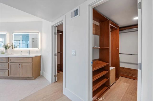 25 Rue Grand Ducal, Newport Beach, CA 92660