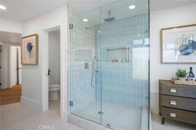 25 Rue Grand Ducal, Newport Beach, CA 92660