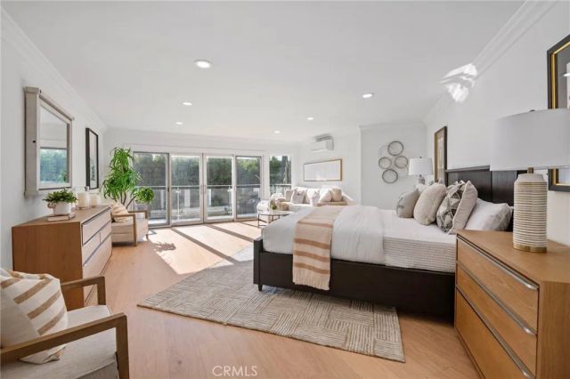 25 Rue Grand Ducal, Newport Beach, CA 92660