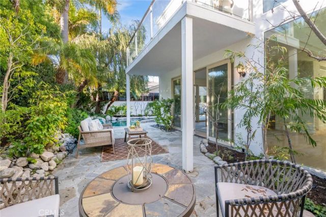25 Rue Grand Ducal, Newport Beach, CA 92660