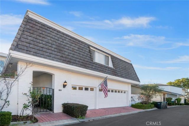 25 Rue Grand Ducal, Newport Beach, CA 92660
