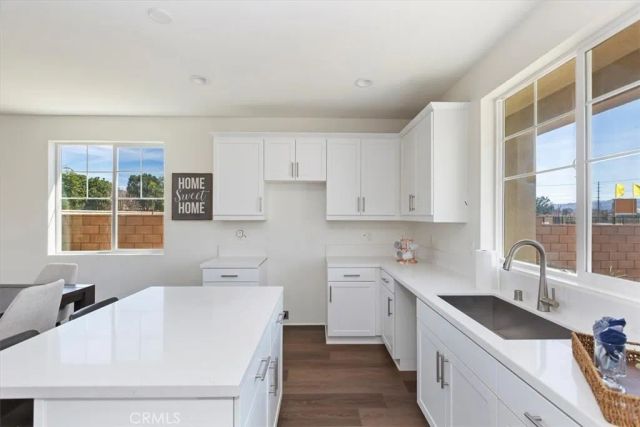 1992 Nathan Lane, San Jacinto, CA 92582