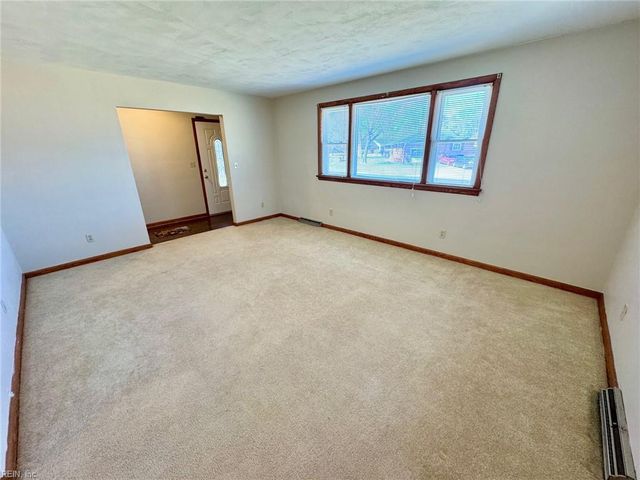 1020 Miles Standish RD, Virginia Beach, VA 23455