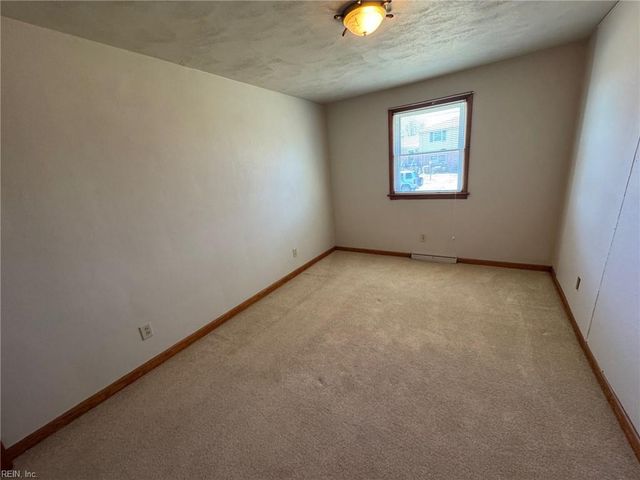 1020 Miles Standish RD, Virginia Beach, VA 23455