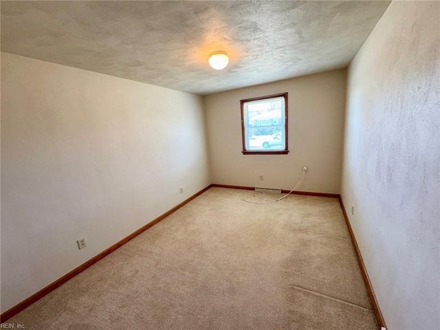 1020 Miles Standish RD, Virginia Beach, VA 23455