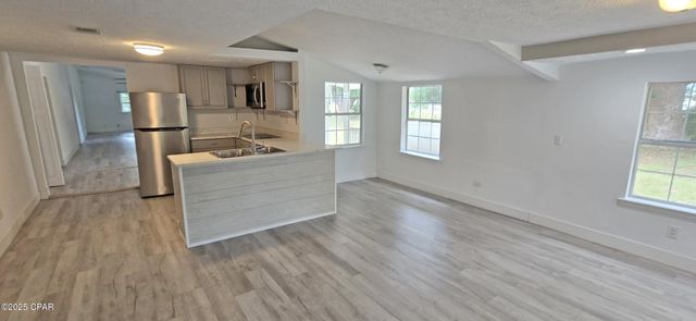 3727 E 3rd Street, Panama City, FL 32401