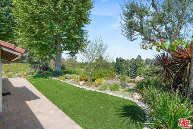 2654 Basil Lane, Los Angeles, CA 90077