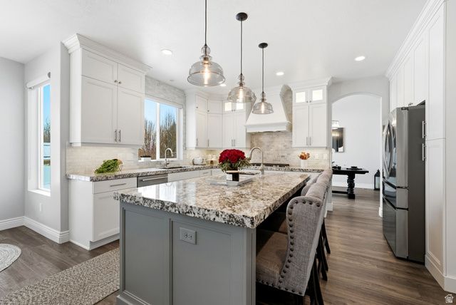 2872 W ROLLING CREEK WAY, South Jordan, UT 84095