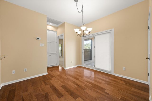 5512 Oakwood CV 162, Austin, TX 78731