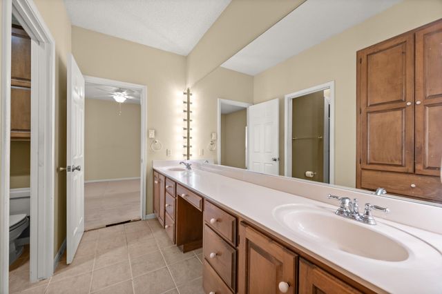 5512 Oakwood CV 162, Austin, TX 78731
