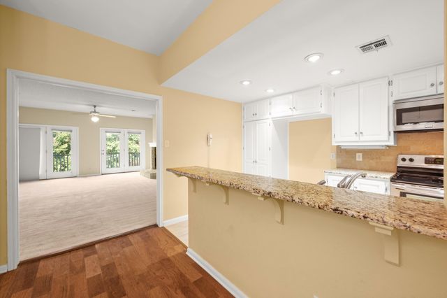 5512 Oakwood CV 162, Austin, TX 78731