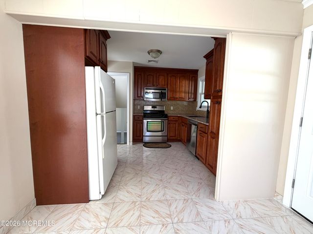 1125 Interlaken Avenue, Ocean Twp, NJ 07712