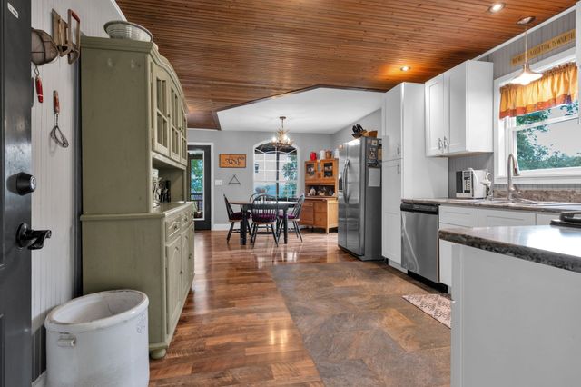 225 Grishom Ln, Granville, TN 38564