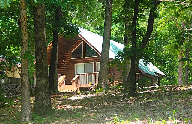 21752 W Highway 62, Eureka Springs, AR 72631