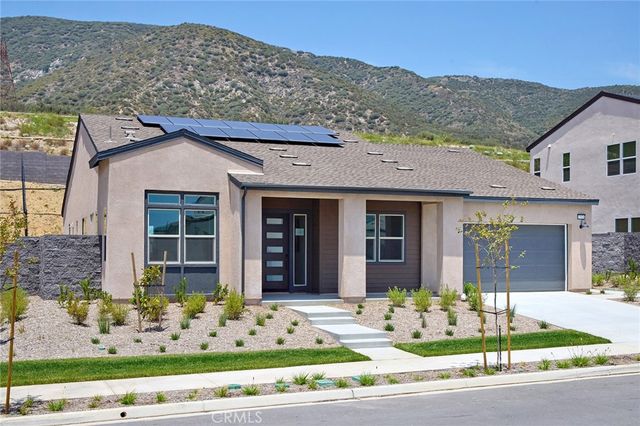 15936 Conservatory Drive, Fontana, CA 92336