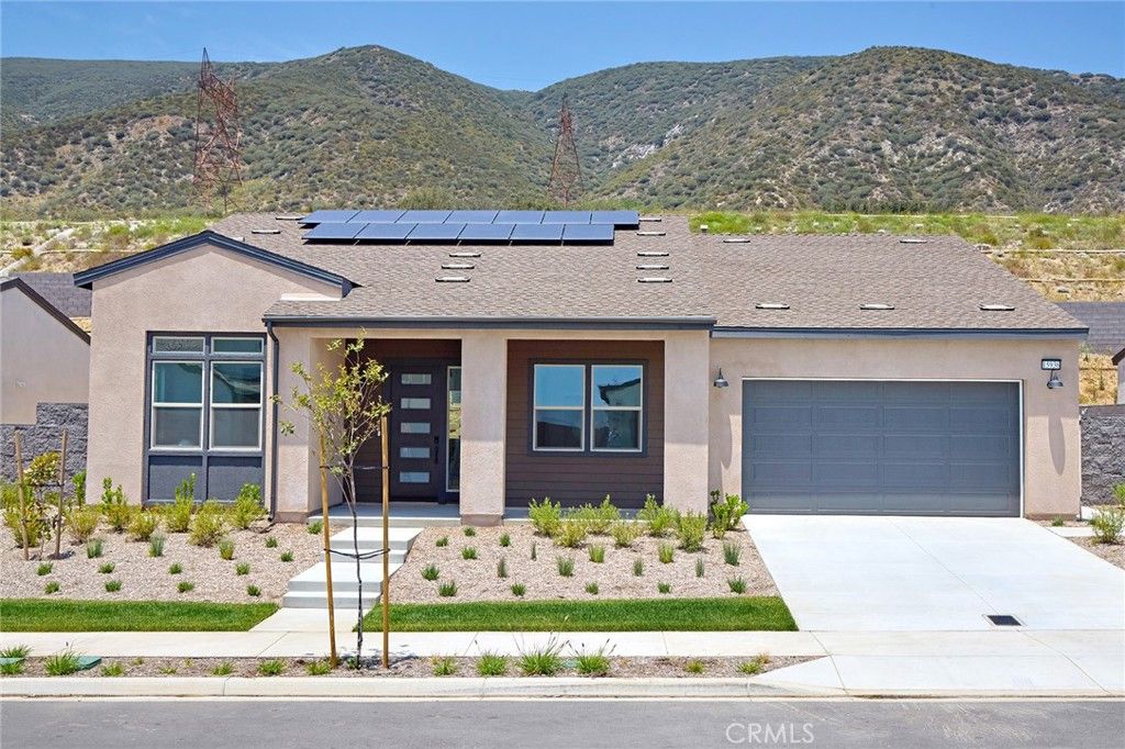 15936 Conservatory Drive, Fontana, CA 92336