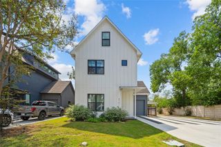 5701 Tura LN 1, Austin, TX 78721