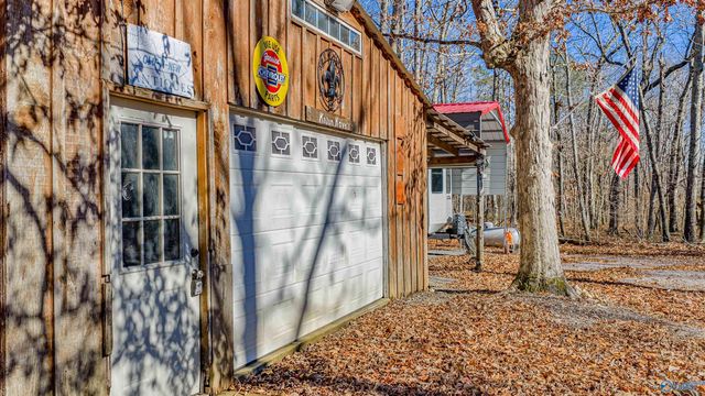 396 Road 9081, Mentone, AL 35984